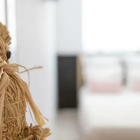 Old Charming House Homestay *