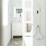 Проживание в семье Old Charming House *